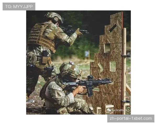 内部对抗赛：芝加哥天空队展示新战术，大量运用无球掩护